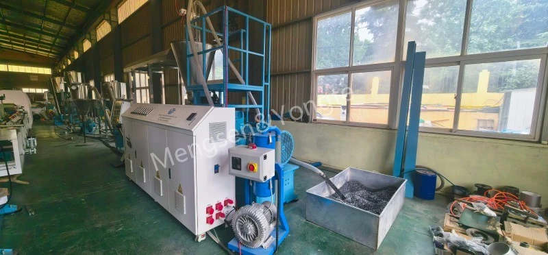 युरोपेली ग्राहकहरूको लागि उच्च प्रदर्शन WPC ग्रेन्युलेटर