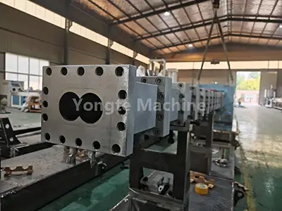 Plastic Lumber Making Machine