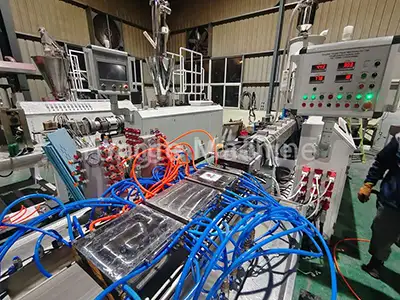 Plastic Lumber Making Machine