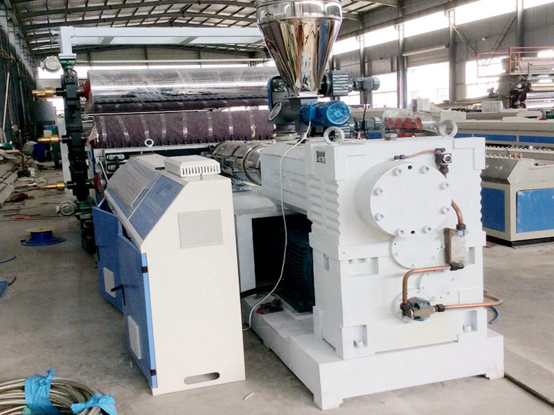 extruder of PVC sheet extrusion line